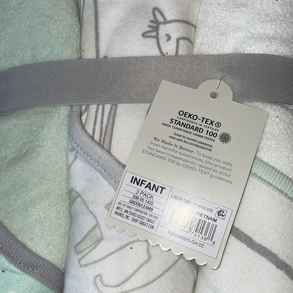 Cloud island 3-pack infant hooded towels New